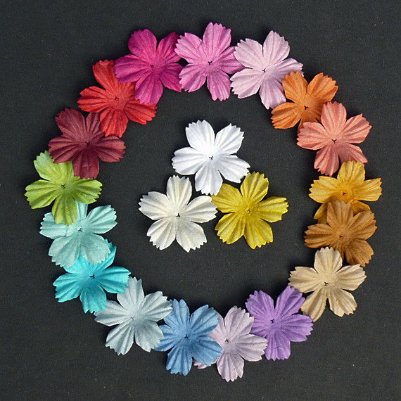 Цветочки летние тона 27 мм, 20 различн. цветов,100 шт./уп. SAA-167 в магазине Арт-Леди