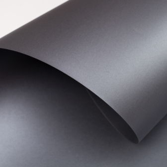 Картон дизайнерский с перламутром 250 гр, "Темно-серый сатин", 33х35 см, Италия, DK в магазине Арт-Леди