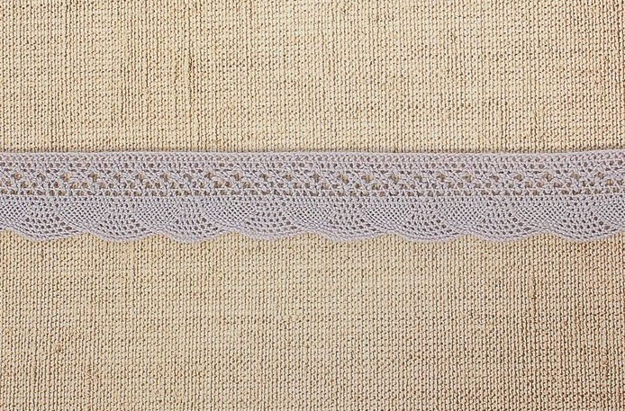 Кружево вязаное с узорами, ширина 3 см,1 м, цвет, лаванда. 1354164 в магазине Арт-Леди
