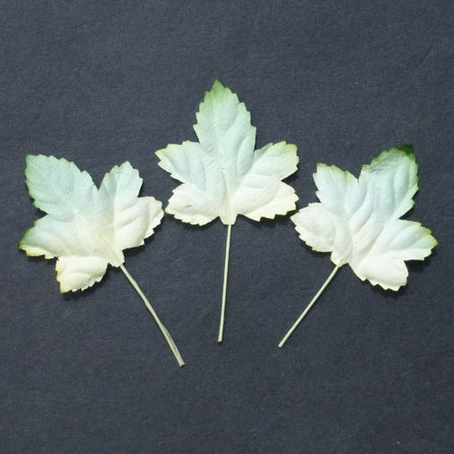 Листья клена зелен/белые 45 мм, 10 шт./уп.,SAA-219 в магазине Арт-Леди