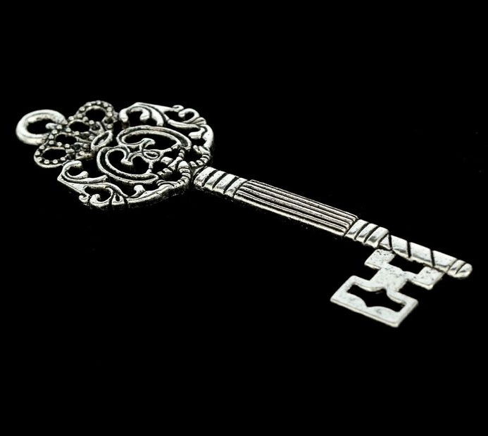 Декоративный элемент "Ключ ажурный", 7.5*3 см 1409428 в магазине Арт-Леди